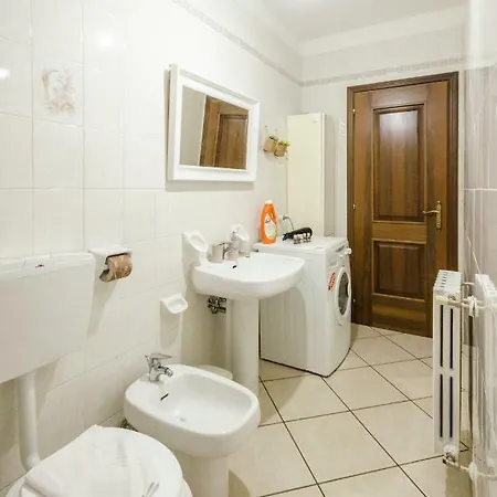 Carro Apartment, In The Heart Of Appartamento *